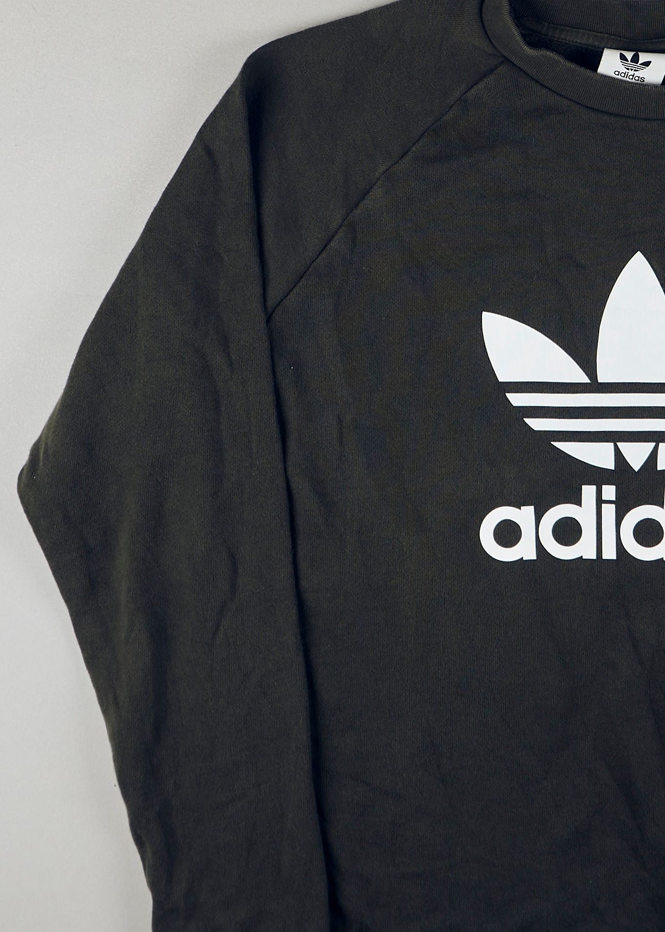 Adidas - Sweatshirts (L)