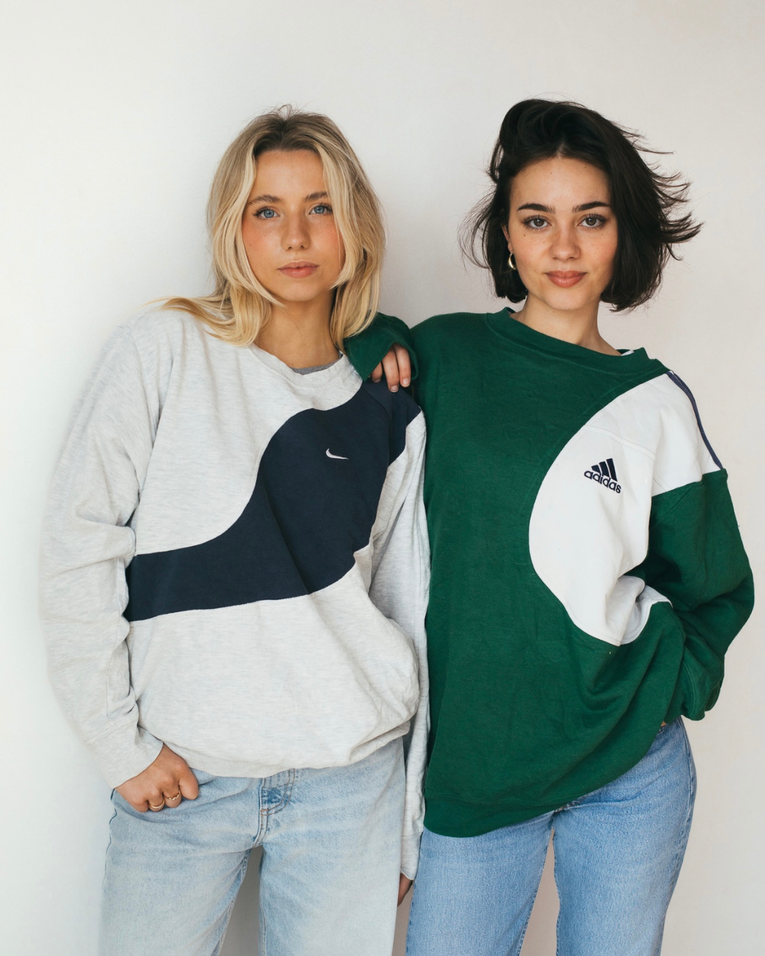 <tc>Vintage Renewe Sweatshirt Mystery Box</tc>