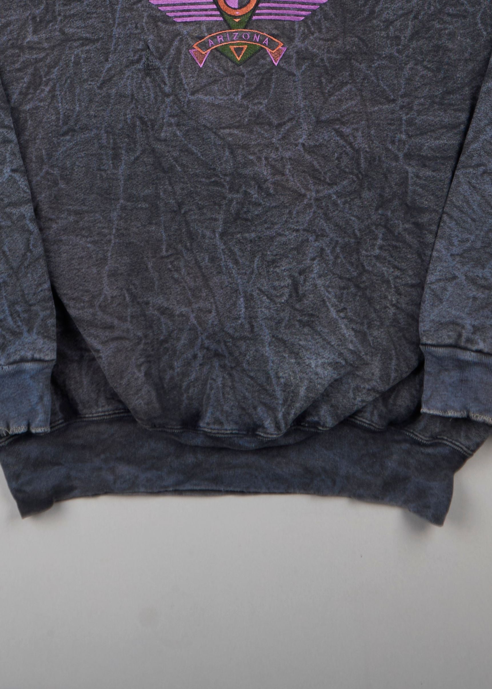 - Sweatshirts (M)