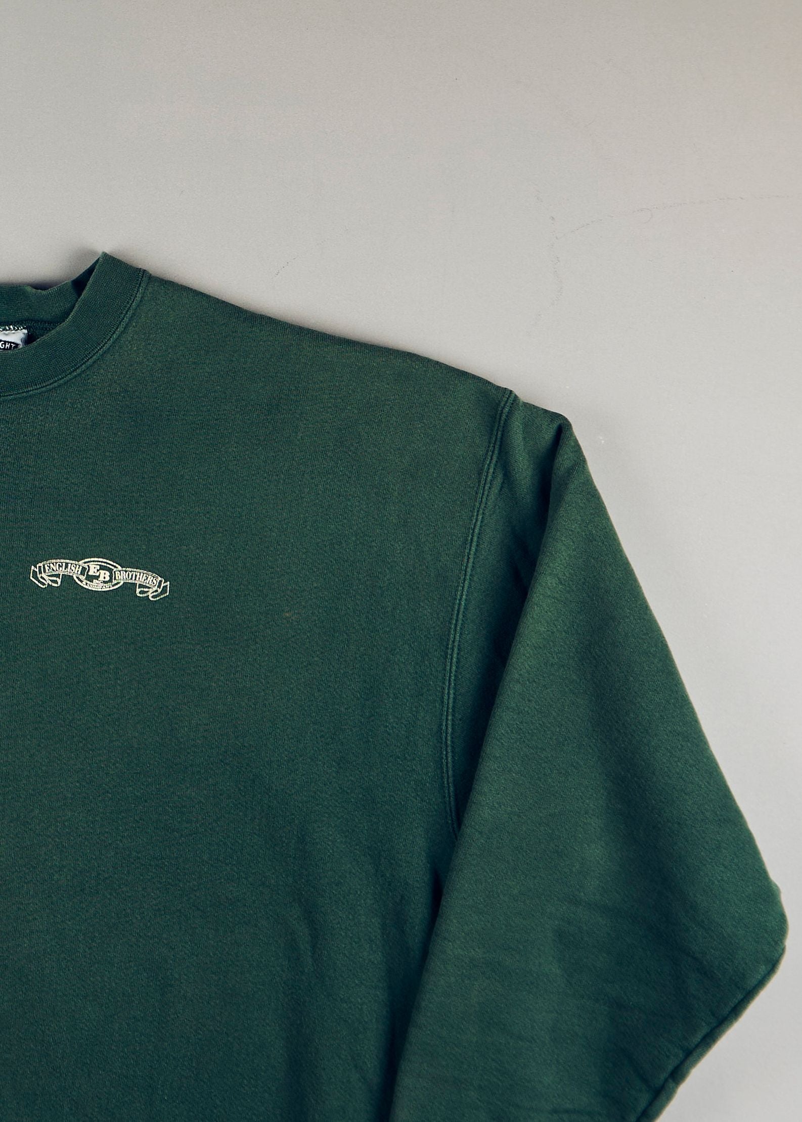 - Sweatshirts (L)
