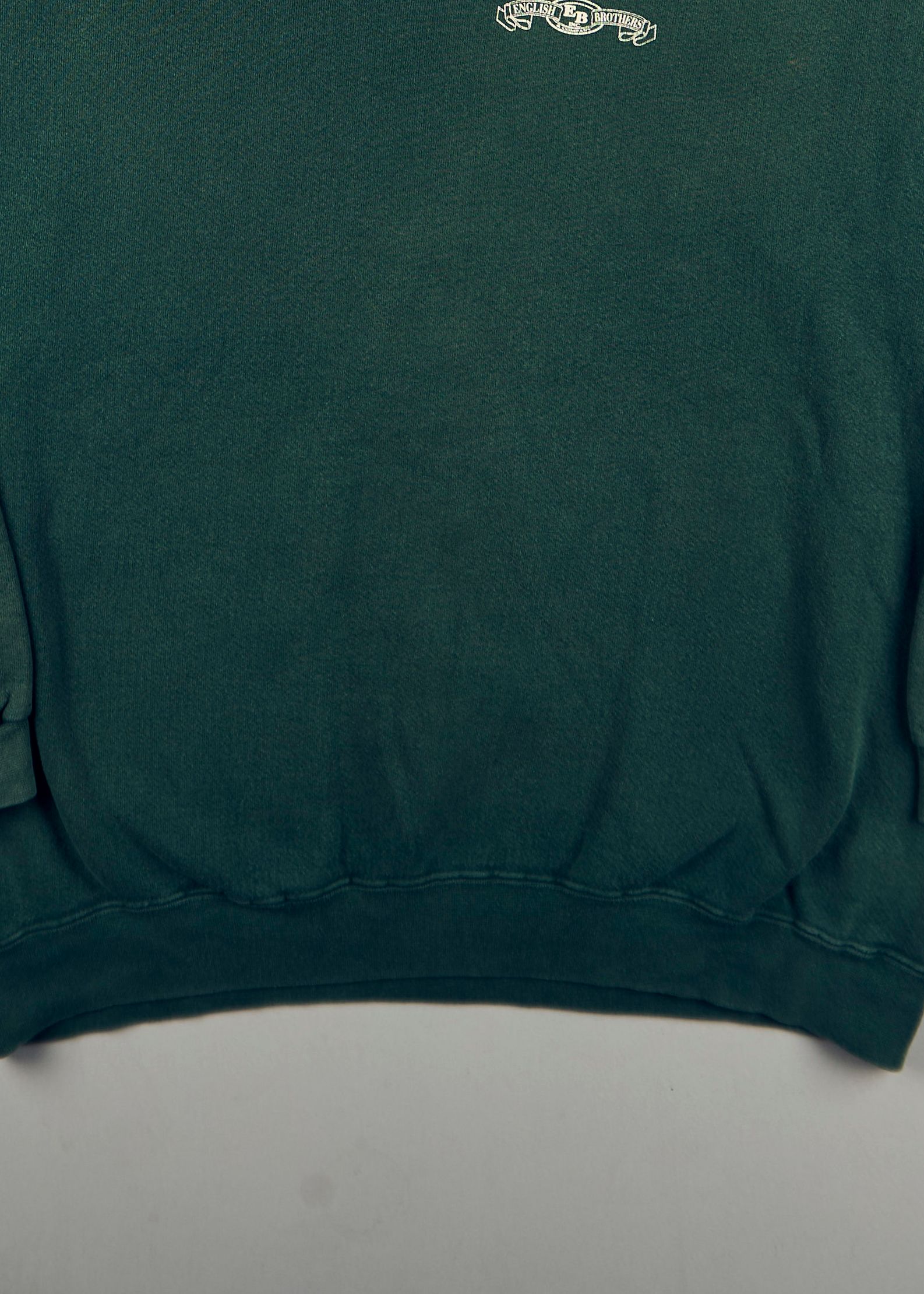 - Sweatshirts (L)