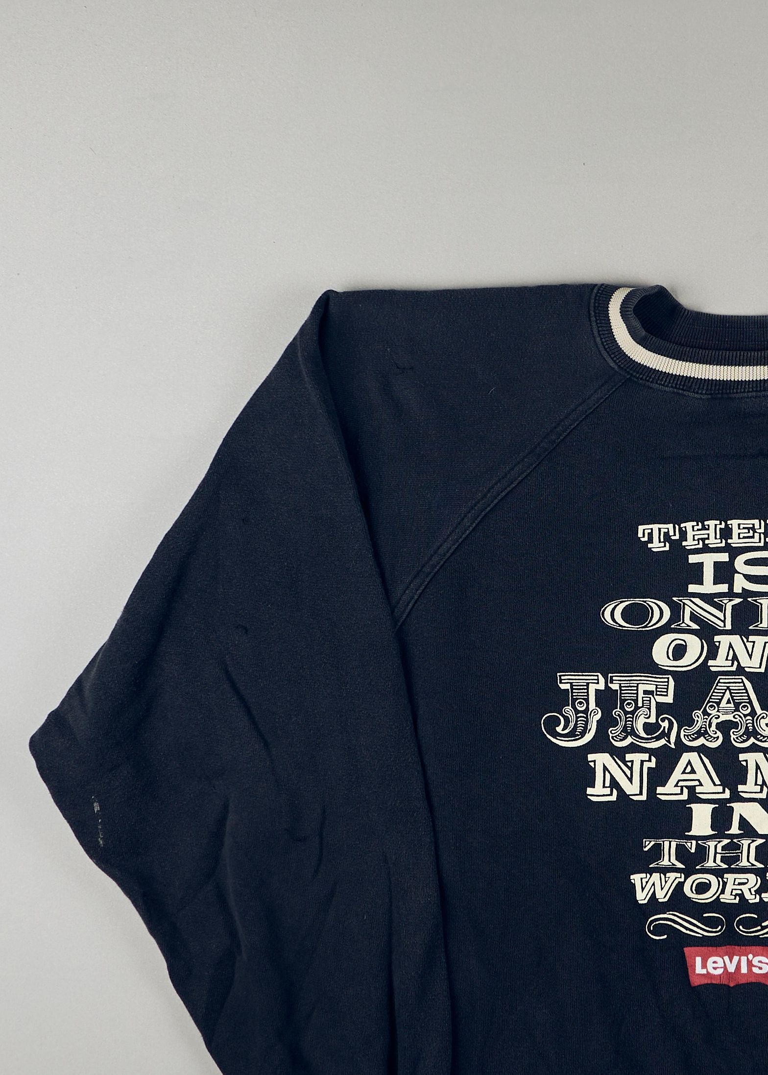 Levi's - Sweatshirts (L)