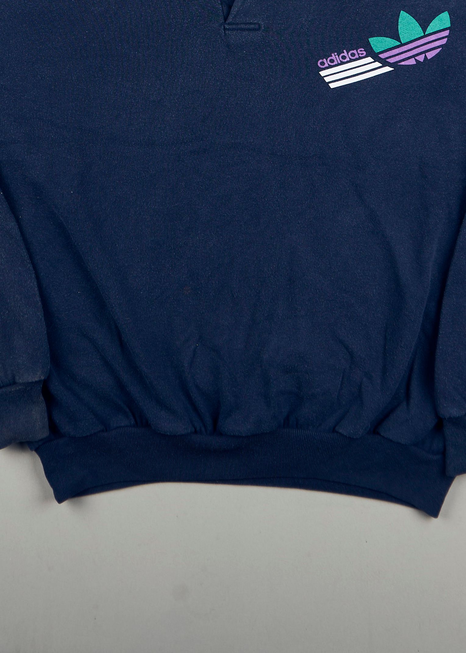 Adidas - Sweatshirts (M)