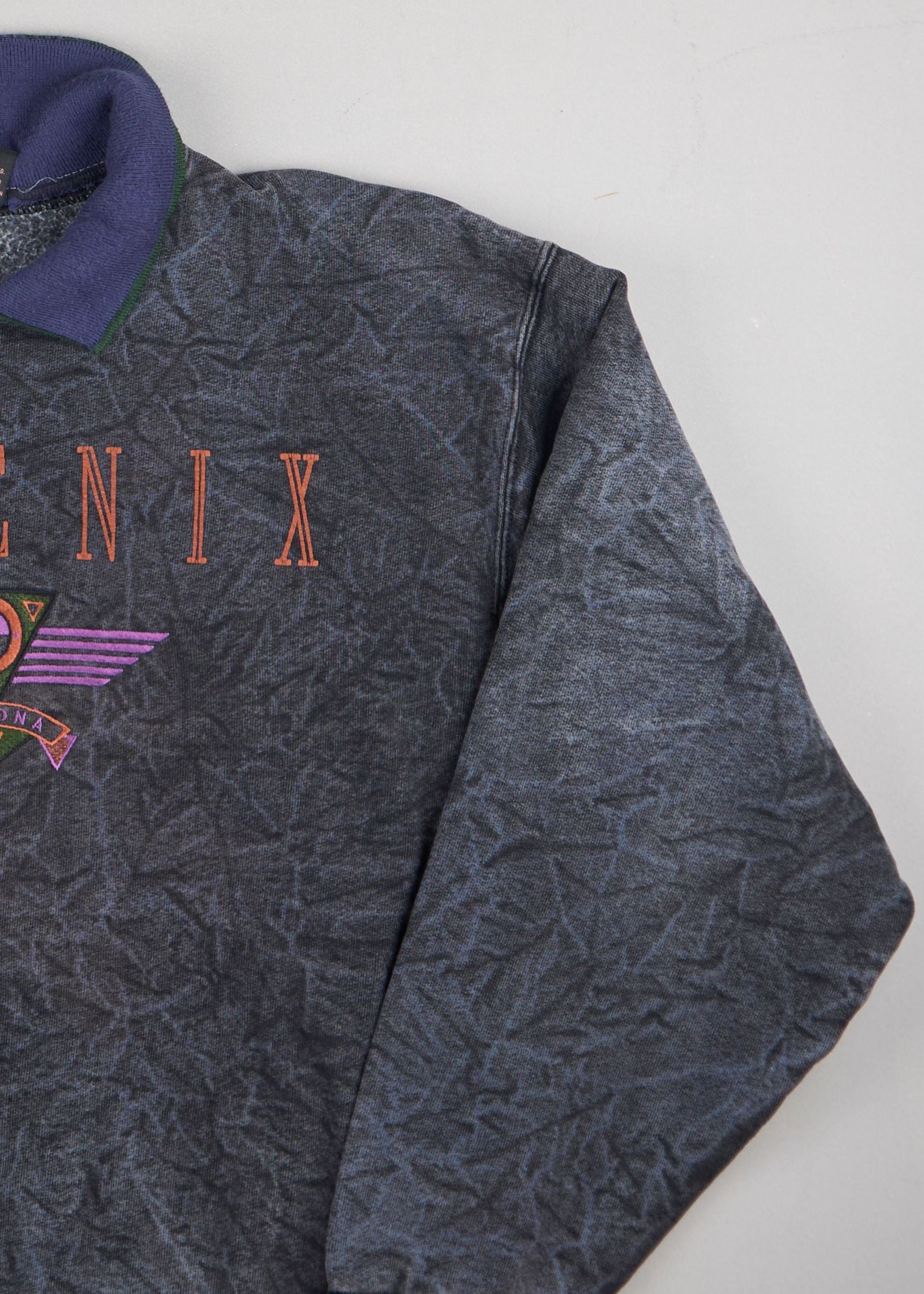 - Sweatshirts (M)